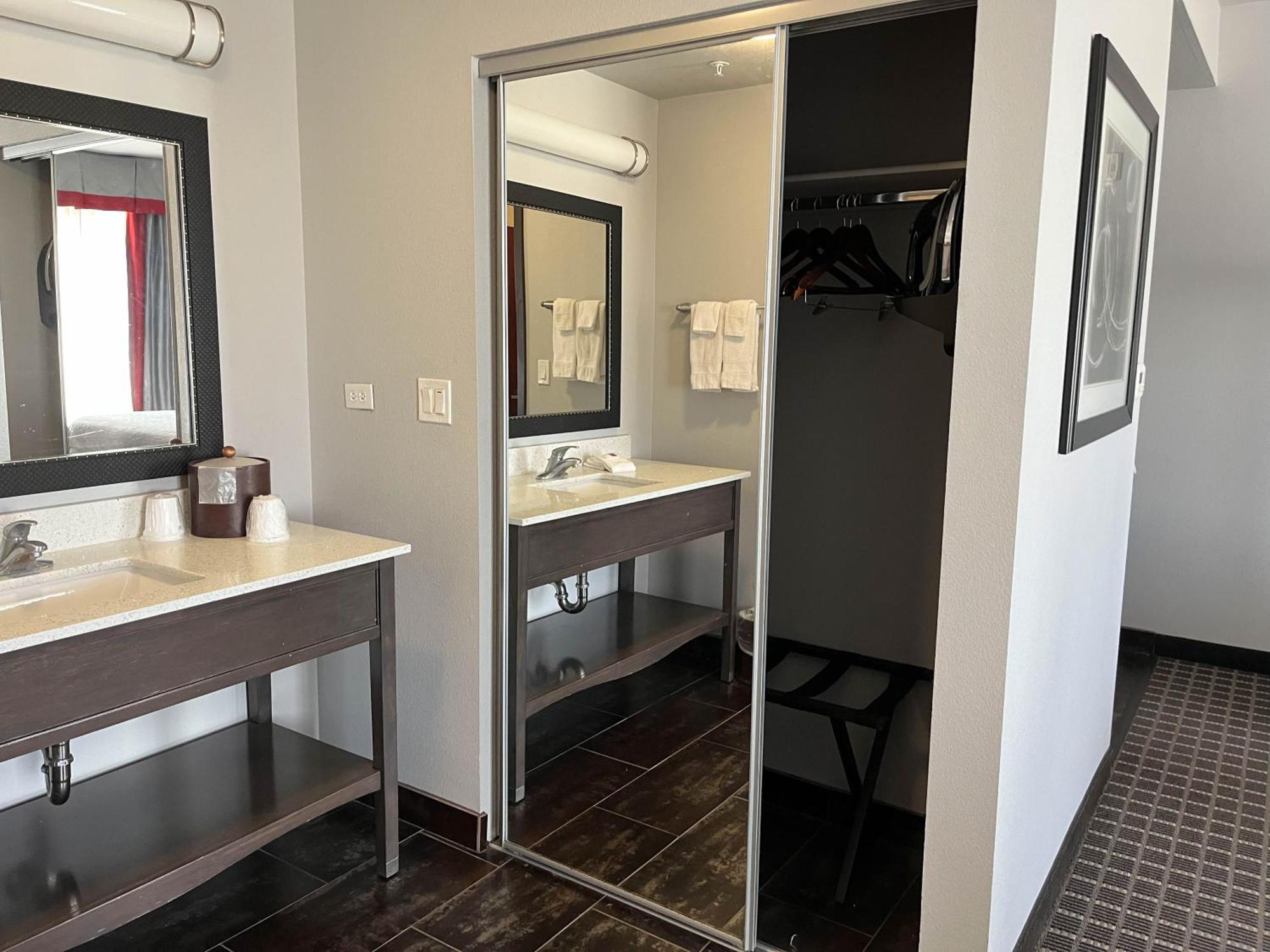 Quality Inn & Suites Pearsall Εξωτερικό φωτογραφία